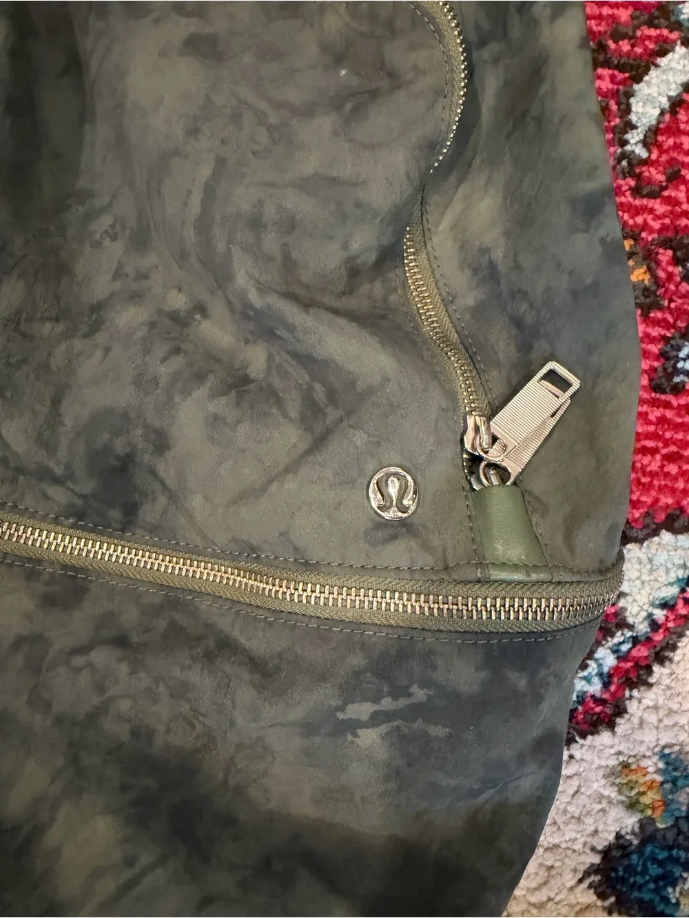 Women’s lululemon olive green backpack